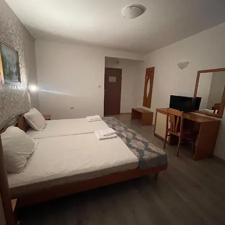 Otel Family Aqua Ravda